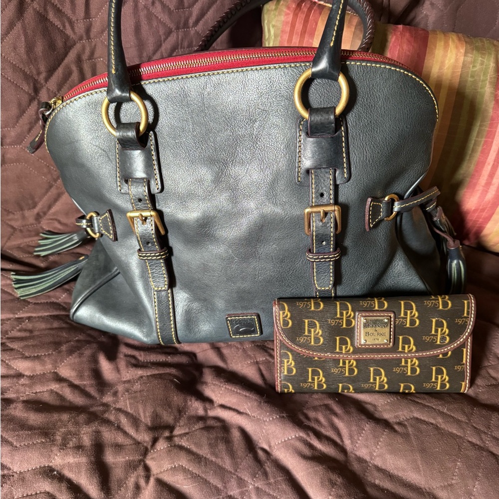 Dooney and Bourke large purse with choice of wallet